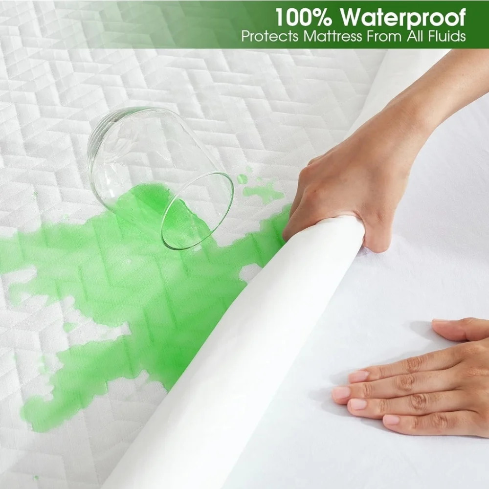 NIB Bamboo Waterproof Mattress Protector Queen